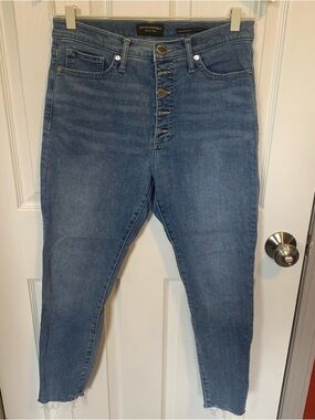 Banana Republic Button-Front High-Rise Cropped Jeans in Blue Denim